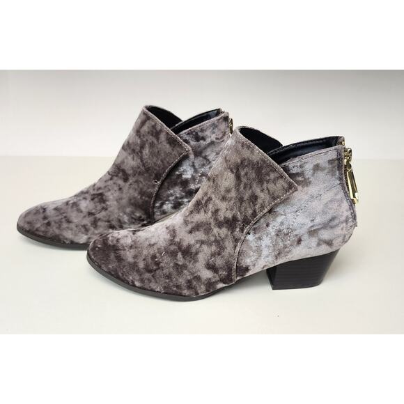 Qupid Women's Velvet Mauve Booties Size US 6 - Picture 2 of 9